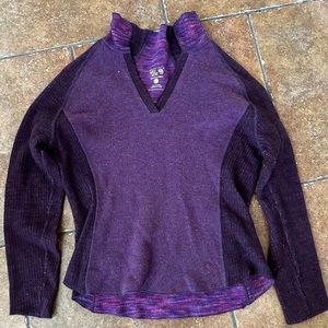 Mountain Hardwear sweater